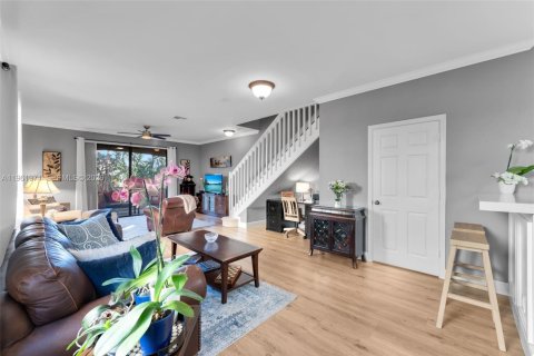 Touwnhouse à vendre à Weston, Floride: 4 chambres, 166.3 m2 № 2023255 - photo 6