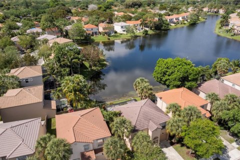 Купить виллу или дом в Плантация, Флорида 3 спальни, 137.87м2, № 1977167 - фото 2