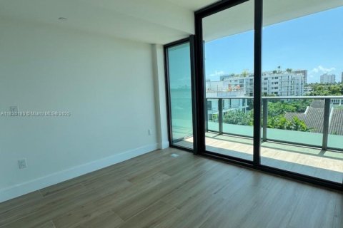 Купить кондоминиум в Бей-Харбор-Айлендс, Флорида 1 комната, 114.18м2, № 1781940 - фото 20