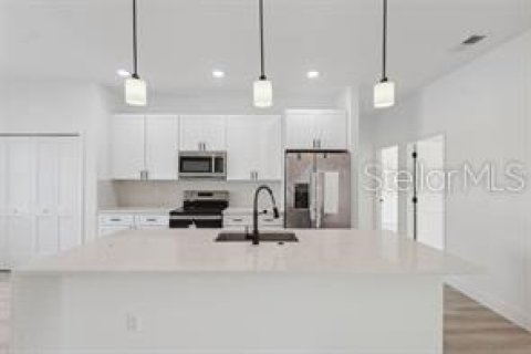 House in Ocala, Florida 4 bedrooms, 162.67 sq.m. № 1814969 - photo 7