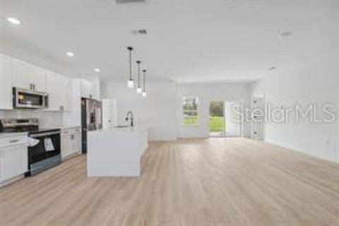 House in Ocala, Florida 4 bedrooms, 162.67 sq.m. № 1814969 - photo 13