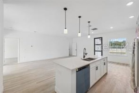House in Ocala, Florida 4 bedrooms, 162.67 sq.m. № 1814969 - photo 12