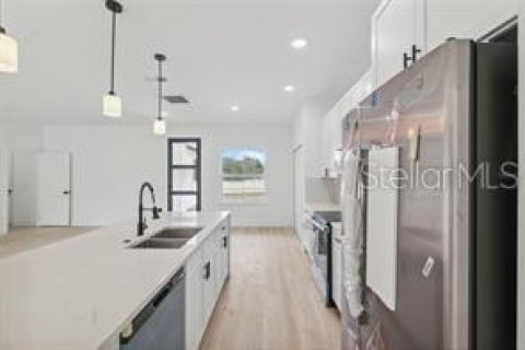 House in Ocala, Florida 4 bedrooms, 162.67 sq.m. № 1814969 - photo 10