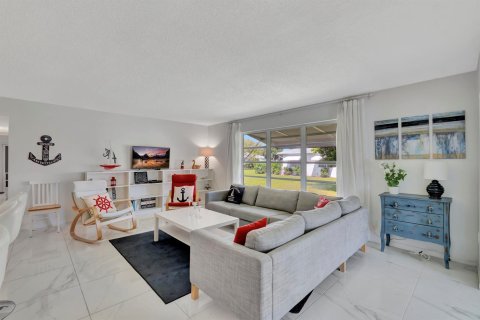Appartement à louer à Delray Beach, Floride: 2 chambres, 100.33 m2 № 2384935 - photo 3