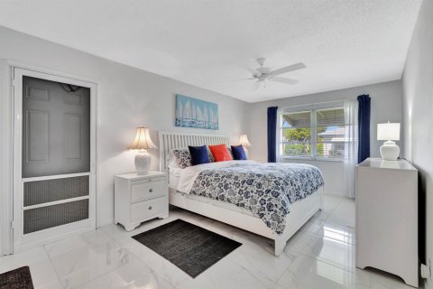 Appartement à louer à Delray Beach, Floride: 2 chambres, 100.33 m2 № 2384935 - photo 10