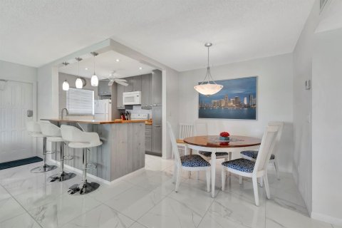 Appartement à louer à Delray Beach, Floride: 2 chambres, 100.33 m2 № 2384935 - photo 7