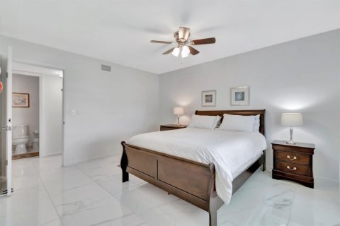 Appartement à louer à Delray Beach, Floride: 2 chambres, 100.33 m2 № 2384935 - photo 15