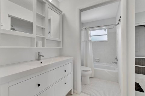 Appartement à louer à Delray Beach, Floride: 2 chambres, 100.33 m2 № 2384935 - photo 13