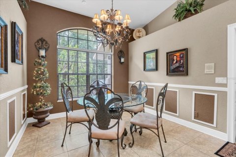 Villa ou maison à vendre à New Port Richey, Floride: 6 chambres, 478.54 m2 № 2258228 - photo 19