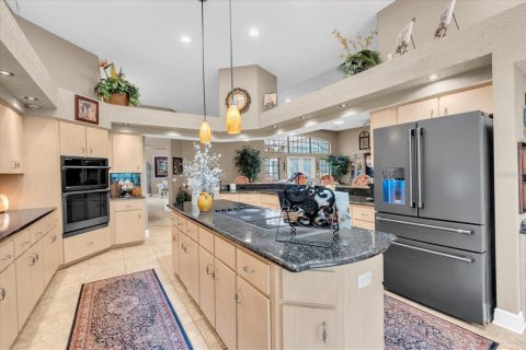 Villa ou maison à vendre à New Port Richey, Floride: 6 chambres, 478.54 m2 № 2258228 - photo 12