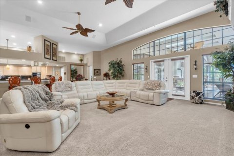 Villa ou maison à vendre à New Port Richey, Floride: 6 chambres, 478.54 m2 № 2258228 - photo 23
