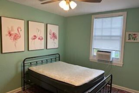Commercial property in Lake Worth, Florida 157 sq.m. № 1097536 - photo 1