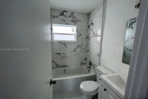 Apartment in Miami, Florida 1 bedroom, 46.45 sq.m. № 1970849 - photo 7