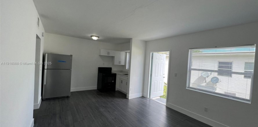 Apartment in Miami, Florida 1 bedroom, 46.45 sq.m. № 1970849