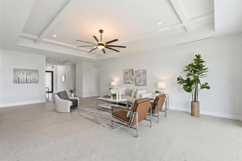 Villa ou maison à vendre à Cape Coral, Floride: 3 chambres, 219.71 m2 № 2396083 - photo 6