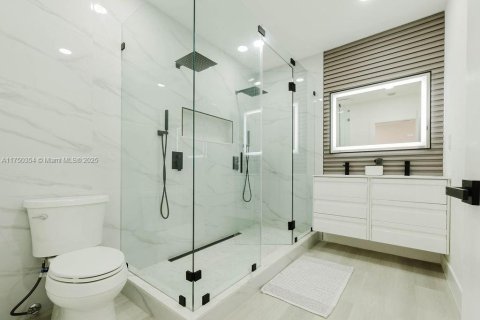 Casa en venta en Miami, Florida, 4 dormitorios, 123.56 m2 № 1498382 - foto 9