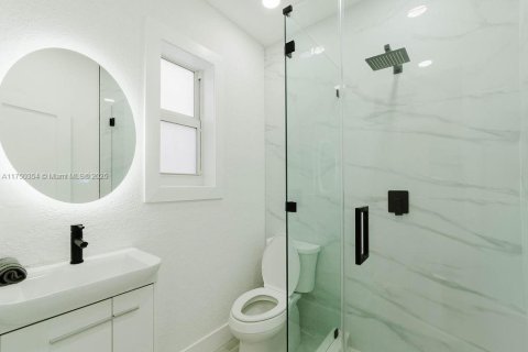 Casa en venta en Miami, Florida, 4 dormitorios, 123.56 m2 № 1498382 - foto 18