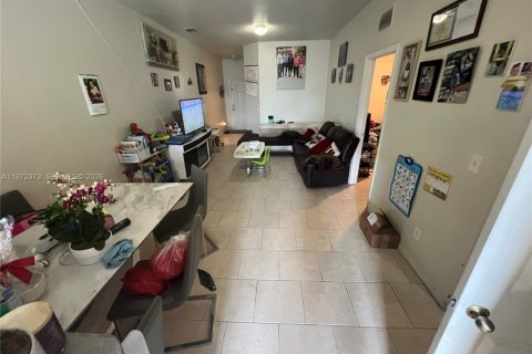 Купить таунхаус в Хомстед, Флорида 3 спальни, 103.59м2, № 2032993 - фото 13