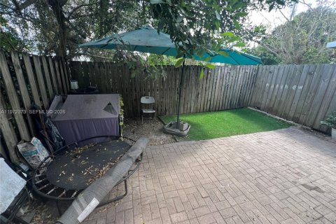 Купить таунхаус в Хомстед, Флорида 3 спальни, 103.59м2, № 2032993 - фото 5