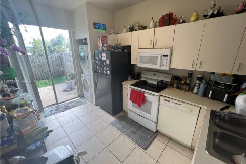 Купить таунхаус в Хомстед, Флорида 3 спальни, 103.59м2, № 2032993 - фото 11