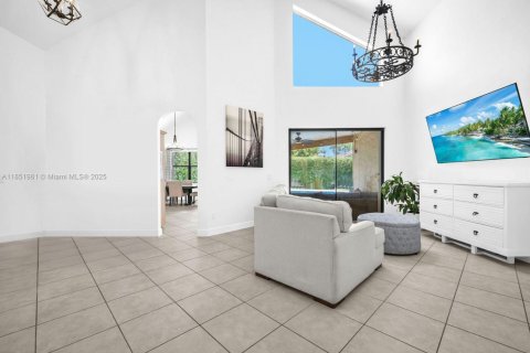 House in Cooper City, Florida 3 bedrooms, 164.16 sq.m. № 1872194 - photo 7