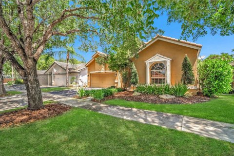 House in Cooper City, Florida 3 bedrooms, 164.16 sq.m. № 1872194 - photo 3