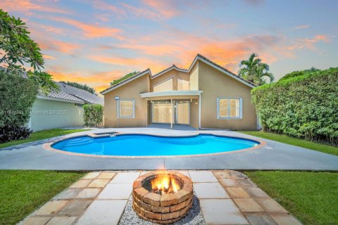 House in Cooper City, Florida 3 bedrooms, 164.16 sq.m. № 1872194 - photo 29