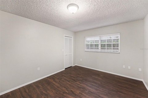 House in Palm Harbor, Florida 3 bedrooms, 162.49 sq.m. № 2231396 - photo 24
