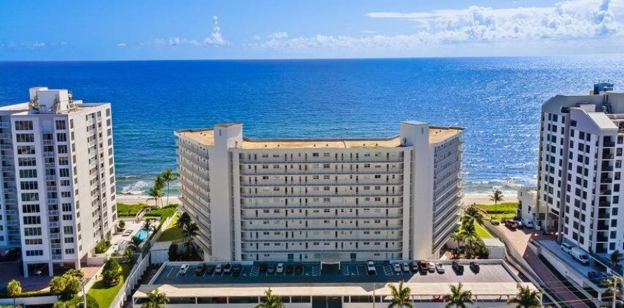 Condominio en Highland Beach, Florida, 2 dormitorios № 1216217