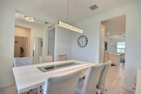 Casa en venta en Palmetto, Florida, 4 dormitorios, 243.78 m2 № 1888552 - foto 10