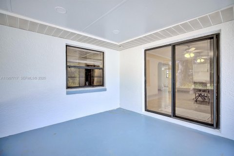 House in Lake Placid, Florida 2 bedrooms № 2030529 - photo 28