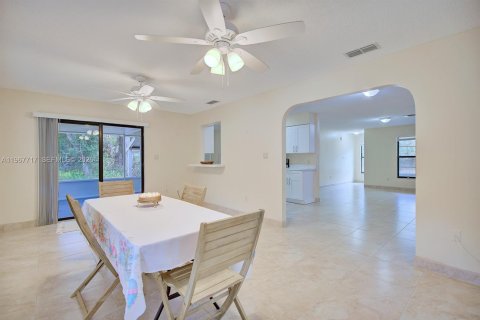 House in Lake Placid, Florida 2 bedrooms № 2030529 - photo 16