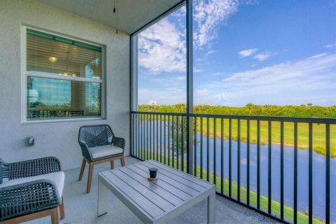 Apartment in Punta Gorda, Florida 2 bedrooms, 107.21 sq.m. № 2104800 - photo 25