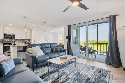 Apartment in Punta Gorda, Florida 2 bedrooms, 107.21 sq.m. № 2104800 - photo 6