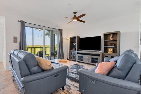 Apartment in Punta Gorda, Florida 2 bedrooms, 107.21 sq.m. № 2104800 - photo 5