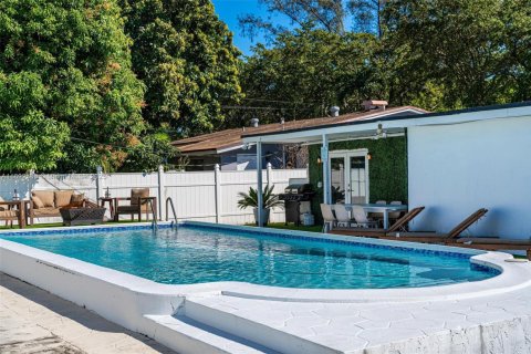 Купить виллу или дом в Норт-Майами, Флорида 4 спальни, 135.73м2, № 2034299 - фото 2