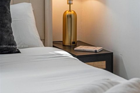 Купить виллу или дом в Норт-Майами, Флорида 4 спальни, 135.73м2, № 2034299 - фото 28