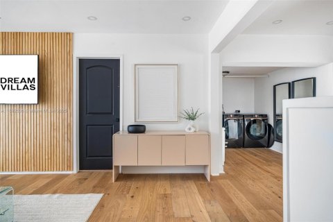 Купить виллу или дом в Норт-Майами, Флорида 4 спальни, 135.73м2, № 2034299 - фото 16