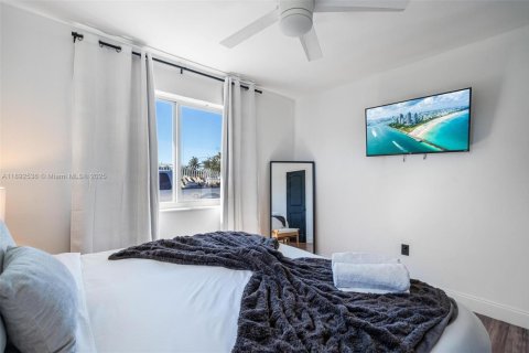 Купить виллу или дом в Норт-Майами, Флорида 4 спальни, 135.73м2, № 2034299 - фото 26