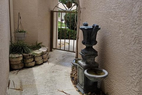 Casa en venta en Mount Dora, Florida, 2 dormitorios, 138.8 m2 № 1904204 - foto 2