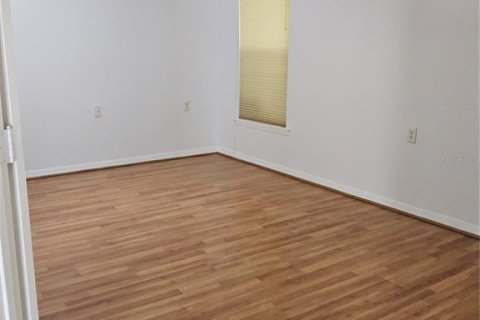Casa en venta en Mount Dora, Florida, 2 dormitorios, 138.8 m2 № 1904204 - foto 11