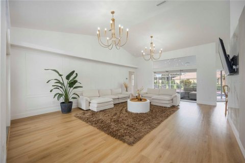 House in North Port, Florida 3 bedrooms, 186.27 sq.m. № 1819249 - photo 4