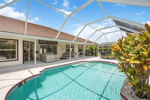 House in North Port, Florida 3 bedrooms, 186.27 sq.m. № 1819249 - photo 23