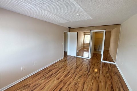 Condo in Orlando, Florida, 2 bedrooms  № 2092990 - photo 19