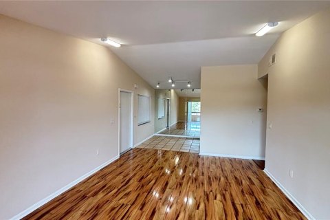 Condo in Orlando, Florida, 2 bedrooms  № 2092990 - photo 13