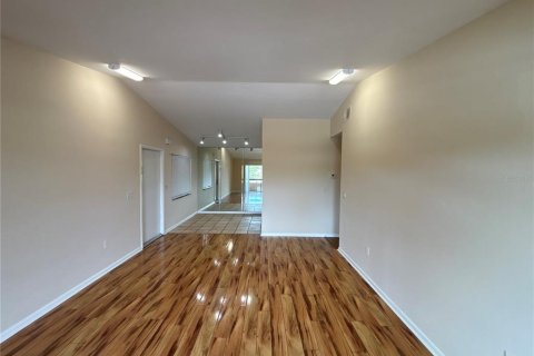 Condo in Orlando, Florida, 2 bedrooms  № 2092990 - photo 9
