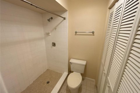Condo in Orlando, Florida, 2 bedrooms  № 2092990 - photo 23