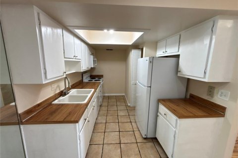Condo in Orlando, Florida, 2 bedrooms  № 2092990 - photo 5