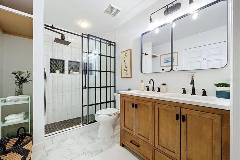 Villa ou maison à vendre à Tampa, Floride: 3 chambres, 183.2 m2 № 2404747 - photo 5