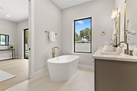 Villa ou maison à vendre à Orlando, Floride: 5 chambres, 311.97 m2 № 2150324 - photo 21